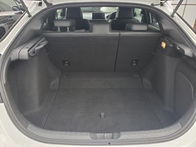 VrbN@VÎԁ@R3N8ݼޡSTOPt1.5L޴ݼ݂CVTŔRWLTC16.4km/LaؒǏ]@\tڰްٰC̗pق㋉ڰEX(359.0~)ɂ́޾ݼݸށ9پTVޯץETCBOSEށʰڻްܰ&˰LEDͯײā18Ђق߼ݶװ߰ܲĕt!