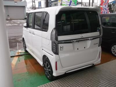 新潟の中古車情報 ホンダ ｎ ｂｏｘカスタム ｇ ｌ ホンダセンシング ４ｗｄ オートｓｄｒ ｉ ｓｔｏｐ ｃｖｔ オートパーク