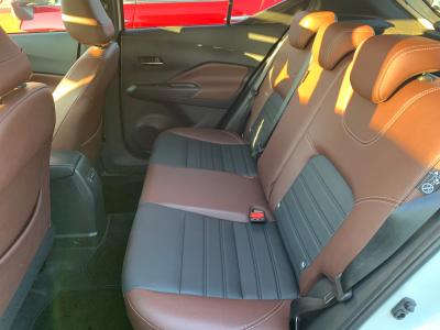 LbNX@VÎԁ@R4N7ɒǉꂽ4WD١1.2Lݼ݂ŔdO2Ӱŋ쓮RWLTC19.2km/L㋉قŁڻް&F˰׳ޭٰװ˰߲ۯāLEDͯײāذACCŰ17Ђق߼݂́ذپTVETCtĂ܂!