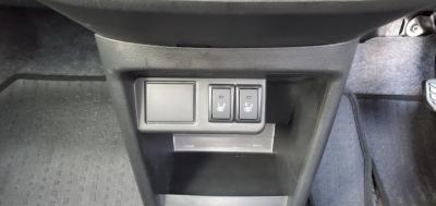 Ag@VÎԁ@8ڱĂ͐60kgyʉݸSTOPCVTƴނ̗̍pȂǂŤ4WDłR33.2km/LéڽABSESPh~4WDԂ́ļ˰ܲ߰ق߼݂́ڰްڰ߰āCD߂tĂ܂B