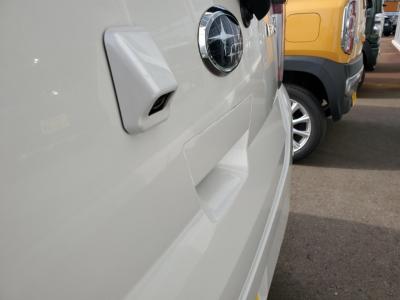 プレオプラス　新潟中古車　2代目ｲｰｽのｽﾊﾞﾙ版｡先代より80kg軽量化で4WDでも燃費はJC08ﾓｰﾄﾞ32.2㎞/L！新型のｽﾏｰﾄｱｼｽﾄⅢを採用し★歩行者対応ﾚｰﾀﾞｰﾌﾞﾚｰｷ★誤発進防止★前後ｺｰﾅｰｾﾝｻｰ★LEDﾍｯﾄﾞﾗｲﾄ★ｷｰﾚｽ★電動格納ﾄﾞｱﾐﾗｰ★ﾌﾟﾗｲﾊﾞｼｰｶﾞﾗｽなどのほかｵﾌﾟｼｮﾝの★ﾒﾓﾘｰﾅﾋﾞ★ﾅﾋﾞ装着UPｸﾞﾚﾄﾞﾊﾟｯｸ(ﾊﾞｯｸｶﾒﾗ･ﾘﾔｽﾋﾟｰｶｰ)★ﾌｫｸﾞﾗﾝﾌﾟ付き!