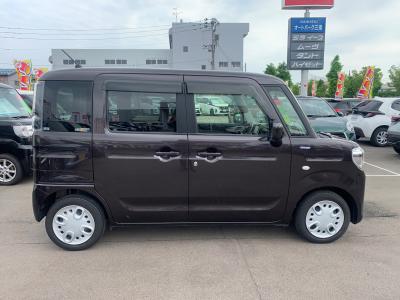 スペーシア　新潟中古車　発進時にﾓｰﾀｰ走行可能なﾏｲﾙﾄﾞﾊｲﾌﾞﾘｯﾄﾞで燃費は30.0km/L｡★ﾃﾞｭｱﾙｾﾝｻﾚｰﾀﾞｰﾌﾞﾚｰｷ★ﾊﾞｯｸｿﾅｰ★ｵｰﾄHiﾋﾞｰﾑと軽初の★後退時自動ﾌﾞﾚｰｷを採用｡ほか上級ｸﾞﾚｰﾄﾞXには★両側ﾊﾟﾜｰｽﾗｲﾄﾞﾄﾞｱ★ｻｰｷｭﾚｰﾀｰ★ｷｰﾌﾘｰ&ﾌﾟｯｼｭｽﾀｰﾀｰ★ｵｰﾄｴｱｺﾝ★ｼｰﾄﾋｰﾀｰ★ﾛｰﾙｻﾝｼｪｰﾄﾞほかｵﾌﾟｼｮﾝの★ﾒﾓﾘｰﾅﾋﾞ1ｾｸﾞTV★ﾊﾞｯｸｶﾒﾗ★ﾄﾞﾗﾚｺなどが付いています。
