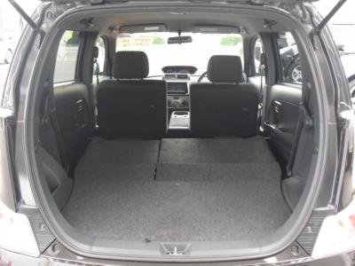 ｂＢ　新潟中古車　後期型　HDDナビ・1セグテレビ　フルエアロ　純正15インチAW オートエアコン
皮巻きハンドル　ディスチャージライト