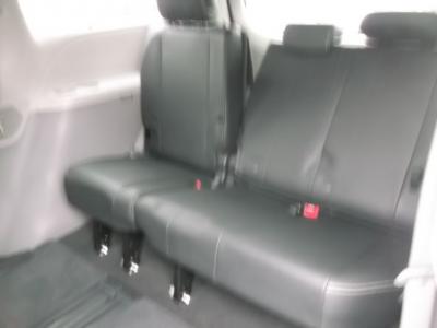 シエナ　新潟中古車　北米ﾄﾖﾀで販売されるﾐﾆﾊﾞﾝ｡3.5V6搭載FF駆動｡幅と長さはｳﾞｪﾙﾌｧｲｱ以上で幅199cm全長508cm。SEはｴｱﾛﾀｲﾌﾟの人気ｸﾞﾚｰﾄﾞで★両側ﾊﾟﾜｰｽﾗｲﾄﾞﾄﾞｱ★ﾊﾟﾜｰﾊﾞｯｸﾄﾞｱ★19ｲﾝﾁｱﾙﾐ★ﾊﾟﾜｰｼｰﾄ★HIDﾗｲﾄ&ﾌｫｸﾞ★ﾒﾓﾘｰﾅﾋﾞﾌﾙｾｸﾞTV&ﾊﾞｯｸｶﾒﾗ★ﾌﾘｯﾌﾟﾀﾞｳﾝﾓﾆﾀｰ付き!
