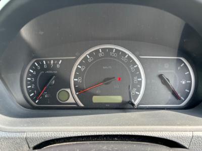mA@VÎԁ@lC5ް8l衱STOPƱèٸ4WD(FF`4WDؑ)4WDłR15.0km/ĹܰײޱLEDͯײāS-VSCh~ڽCD߂Ȃǡ