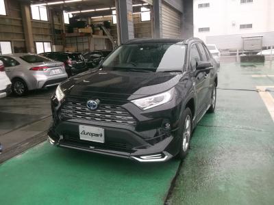 ＲＡＶ４　新潟中古車　4年ぶりに復活した4代目RAV4｡新型2.5LｴﾝｼﾞﾝとCVTを搭載｡装備は★ﾄﾖﾀｾｰﾌﾃｨｾﾝｽ(ﾚｰﾀﾞｰﾌﾞﾚｰｷ･ﾚｰﾀﾞｰｸﾙｰｽﾞ等)★LEDﾍｯﾄﾞﾗｲﾄ★ﾚｻﾞｰﾊﾟﾜｰｼｰﾄ&ﾋｰﾀｰ★18ｲﾝﾁｱﾙﾐ★ｸﾘｱﾗﾝｽｿﾅｰ★ｽﾏｰﾄｷｰ★ﾊﾝｽﾞﾌﾘｰﾊﾟﾜｰﾊﾞｯｸﾄﾞｱなどが付き､更にｵﾌﾟｼｮﾝの★ﾓﾃﾞﾘｽﾀｴｱﾛ★ﾊﾟﾉﾗﾏﾑｰﾝﾙｰﾌ★9ｲﾝﾁﾅﾋﾞﾌﾙｾｸﾞTV★ﾊﾞｯｸｶﾒﾗ★ﾃﾞｼﾞﾀﾙｲﾝﾅｰﾐﾗｰ★おくだけ充電★ﾋﾞﾙﾄｲﾝETCが付いています。
