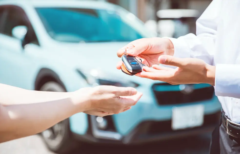 代車を無料貸し出し 自動車保険のレンタカーも迅速に手配！