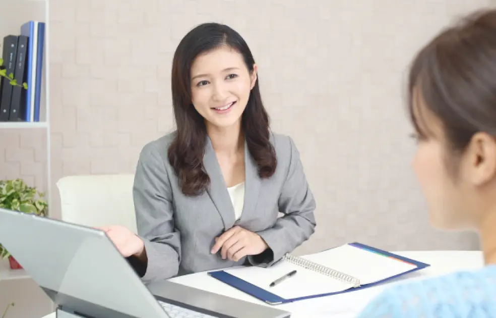 お客様目線でご案内し、対面で丁寧にご説明いたします